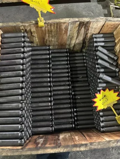 DongQiang การผลิตเครื่องจักรอะไหล่คุณภาพสูงของค้อนหิน Stop Pin Rod Pin สำหรับ SB40 SB43 SB81 SB121 HB15G HB20G HB30G HB40G